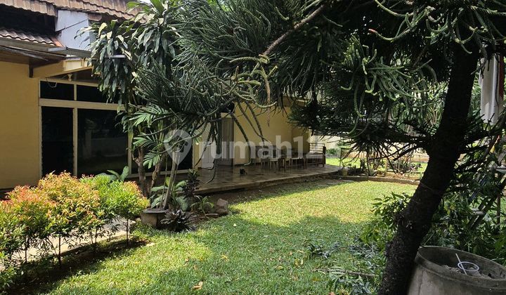 Rumah Hoek Hitung Tanah Di Area Prime Kebayoran Baru Jaksel 2