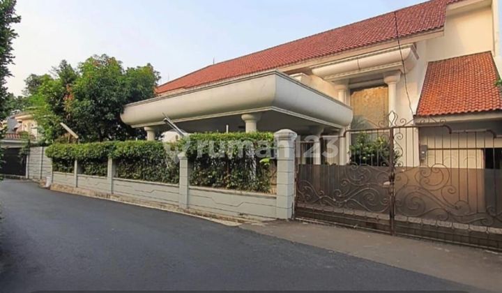 Rumah Cantik Akses Jalan Lebar Cilandak - Jakarta Selatan 

