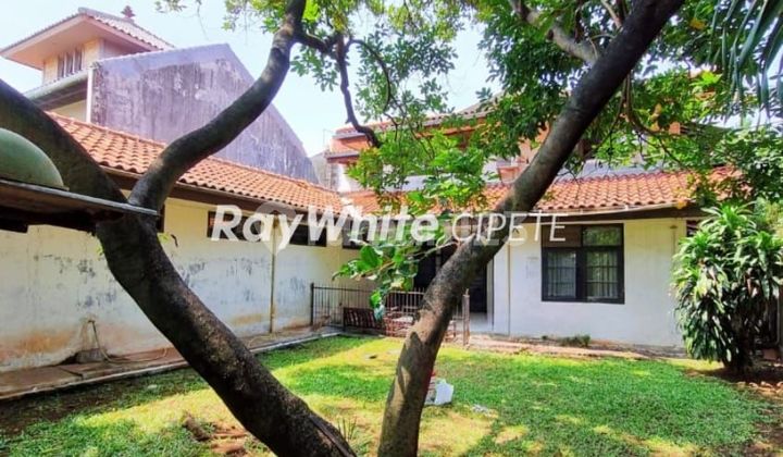 Rumah Lama Dijual Di Cipete Selatan
jakarta Selatan 2