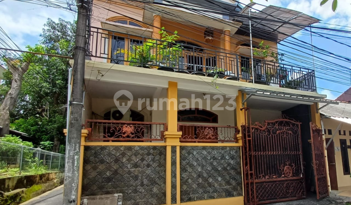 Rumah Bagus & Murah 2 Lt Area Pusat Niaga Tebet Jaksel