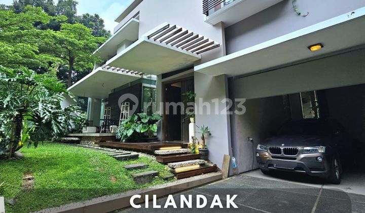 • Turun Harga •rumah Impian Modern 2.5 Lantai Depan Taman Besar Di Area Cilandak Barat Jakarta Selatan 