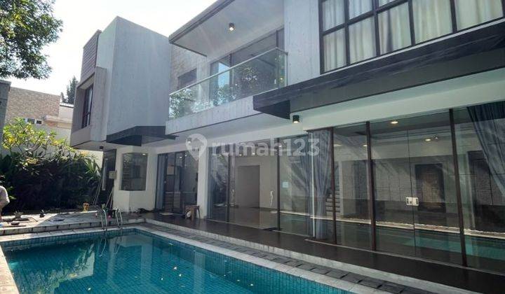 Rumah Mewah Townhouse Atmosfera Pejaten Jakarta Selatan

 1