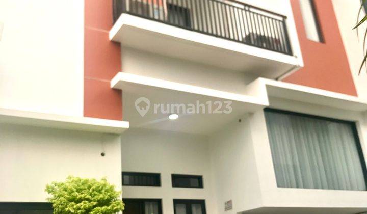 Rumah Super Idaman Dalam Cluster Full Furnished Di Jalan Kecapi Jagakarsa Jaksel  2