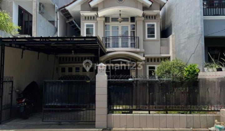 Rumah Cantik Murah Praja - Kebayoran Lama Jakarta Selatan  1