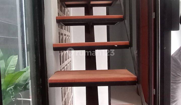 Rumah mezzanine ready bisa kpr dp 0% nempel mall the park 4