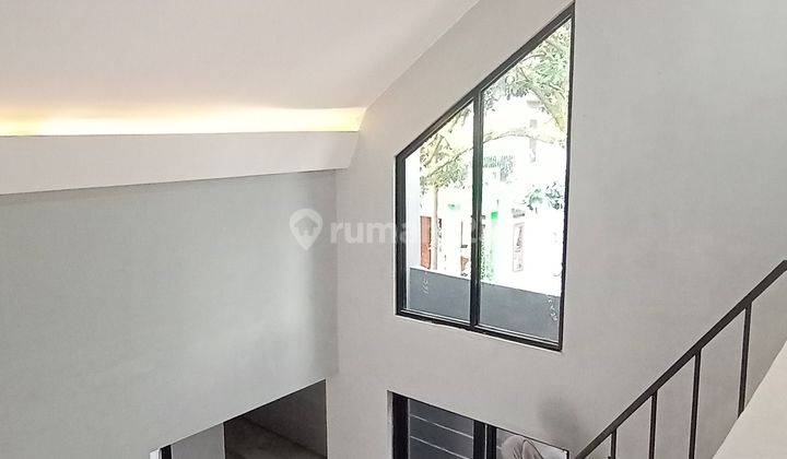Rumah mezzanine ready bisa kpr dp 0% nempel mall the park 8