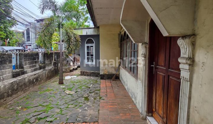 For Sale Rumah Tua Hitung Tanah Lokasi Strategis Senopati Area Jakarta Selatan 2