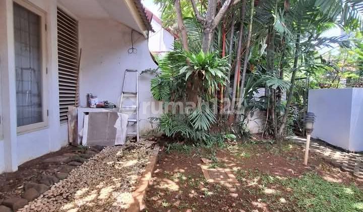 Dijual Rumah Siap Huni Di Komp Lebak Lestari. Depan Masjid. Dekat Ke Mrt Lebak Bulus Jakarta Selatan