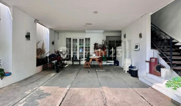 Dijual Rumah Di Pejaten Ada Rooftop Jakarta Selatan 2