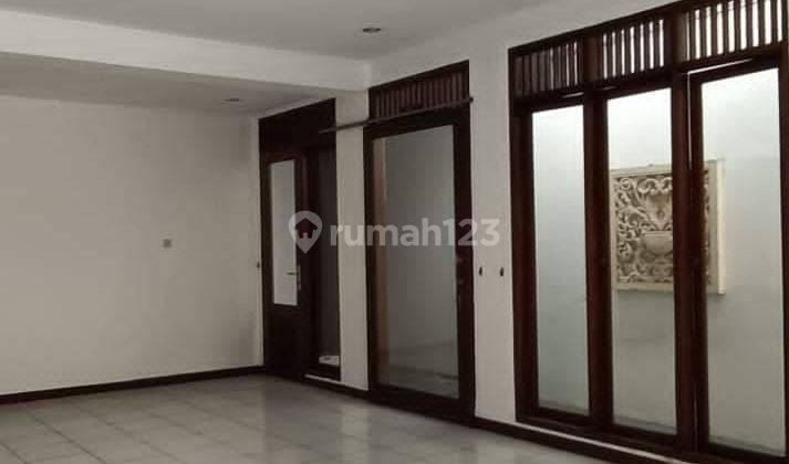 Dijual Rumah Di Bendungan Hilir Jakarta Pusat, Dekat Perkantoran Sudirman 2