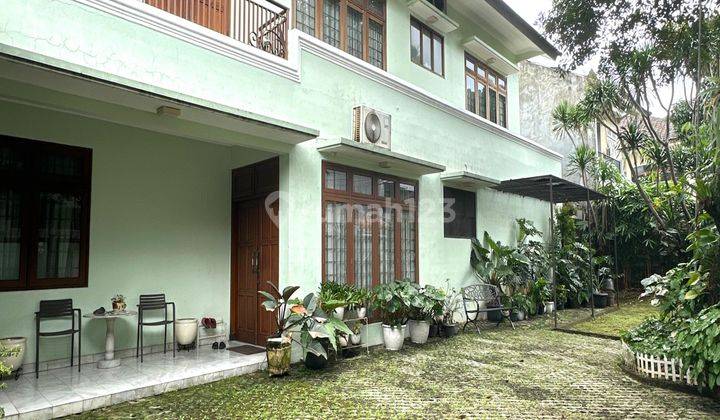 Dijual Rumah Di Kemang, Semi Furnish,Single House, Tanah Ngotak 1