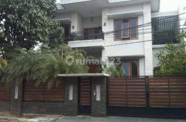 Dijual Rumah Di Menteng Jakarta Pusat 1