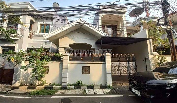 Dijual Rumah Cantik Di Bendungan Hilir, Dalam Cluster 1