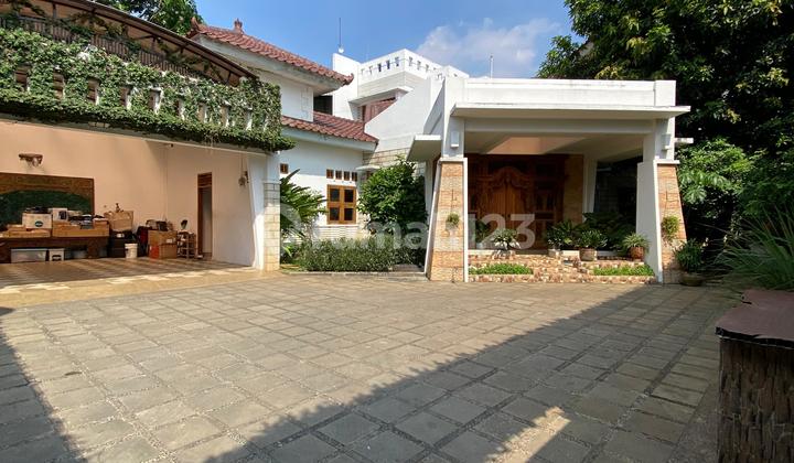 Dijual Rumah Dengan Designed Vivere Di Jakarta Selatan