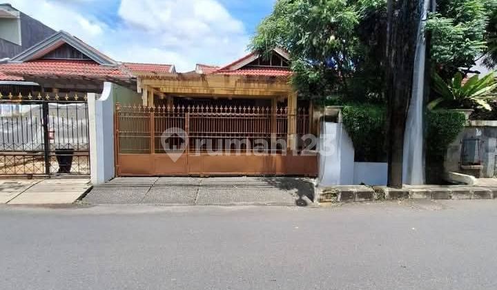 Dijual Rumah Siap Huni Di Komp Lebak Lestari. Depan Masjid. Dekat Ke Mrt Lebak Bulus Jakarta Selatan