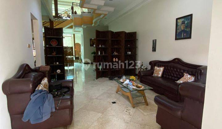 For Sale Rumah Luas Ada Kontrakan, Di Joglo Jakarta Barat