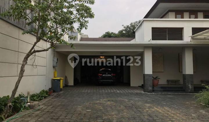 For Sale Spacious and Grand House in Cilandak with Large Land 2