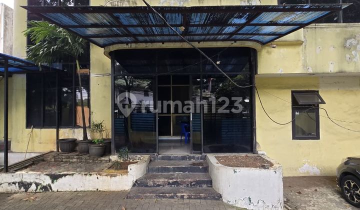 For Sale Bangunan Komersil Cocok untuk Usaha Row Jalan Jalan Lebar di Kebayoran Lama Jakarta Selatan 2