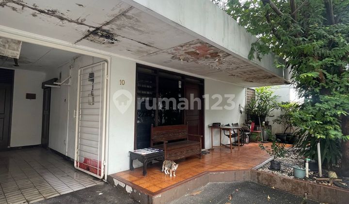 For Sale House on Jl Benda 3 South Jakarta