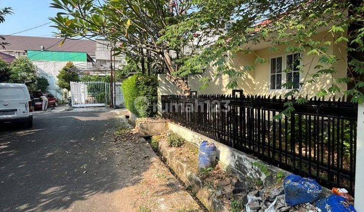 Di Jual Rumah Di Cipete , Dekat Dengan Lottemart Dan Lippo Mall Kemang 2