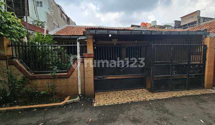 For Sale Mining Complex House Meruya Selatan For Sale Mining Complex House Meruya Selatan