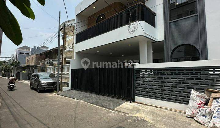 Dijual Rumah Baru Di Komp Kav Polri Ampera 2