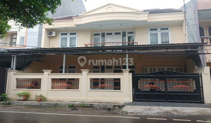 Dijual Cepat Rumah Di Kebon Kacang Tanah Abang, Row Jalan Lebar