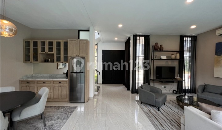 Dijual Rumah 3 Lantai Private Pool Dalam Cluster Jeruk Purut Jakarta Selatan 2