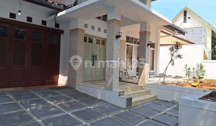 For Sale: House in a Green and Quiet Strategic Neighborhood in Kerinci, Kebayoran Baru