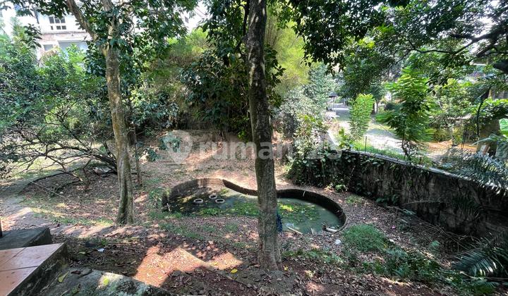 Dijual Tanah Masih Ada Bangunannya. Harga Di Bawah Njop. Pinggir Jalan Raya Besar. Cinere