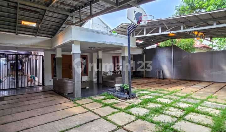 For Sale Land-Calculated House Strategic Location Near Citos South Jakarta