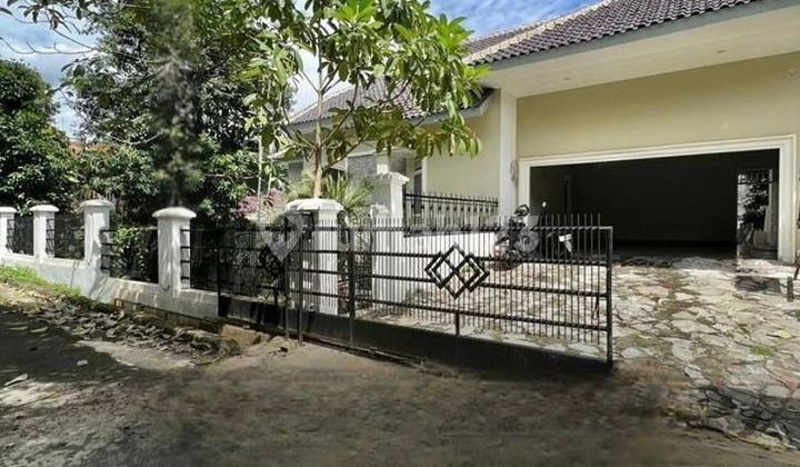 For Sale Rumah Dalam Komp Lebak Bulus. Dekat Mrt. Dan Tol Jor. Jakarta Selatan