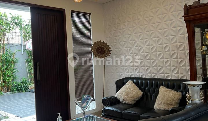 Dijual Town House Ada 4 Unit Siap Pakai Di Lebak Bulus Jakarta Selatan 2