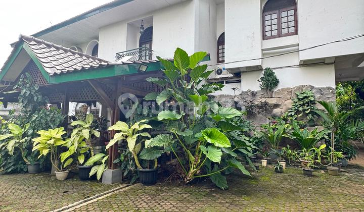 Dijual Rumah Asri Yang Sangat Homie Dan Sejuk Peivate Pool Di Kp Rambutan Jakarta Timur Dijual Rumah Asri Yang Sangat Homie Dan Sejuk Peivate Pool Di Kp Rambutan Jakarta Timur