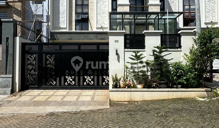 For Sale House in Lebak Bulus. Private Pool. South Jakarta.