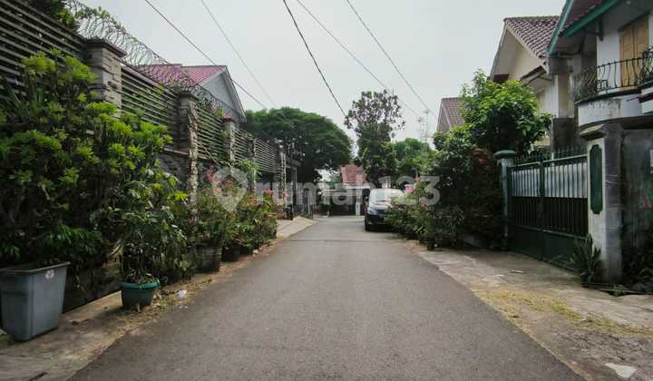 For Sale Ready-to-Occupy House on Jl Kesehatan Close to Pondok Indah, South Jakarta 2