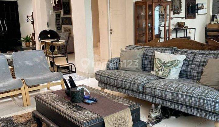 Dijual Rumah Cantik Di Kota Wisata Cibubur, Ada Pool Private 2