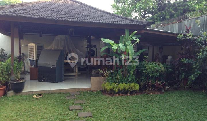 Quick Sale Ready-to-Occupy House in Bali with Affordable View. South Tangerang 2
