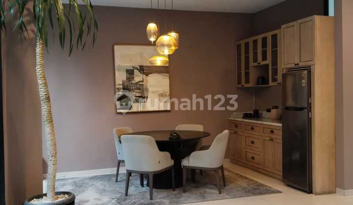 Dijual Rumah Mewah Asri 3 Lantai Dikawasan Kemang Jeruk Purut 2