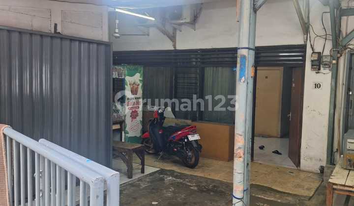 For Quick Sale: Business-Suitable Home. Veteran, Gambir, Central Jakarta 2