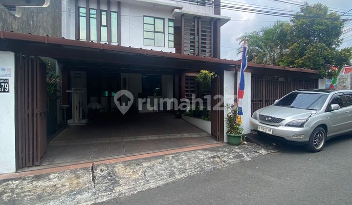 For Sale Ready-to-Live House in Cipete. Suitable for Business and Boarding in South Jakarta.