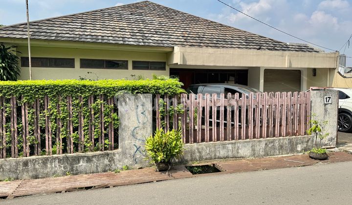 For Sale: House on Jl Nimun, Tanah Kusir. Kebayoran Lama.