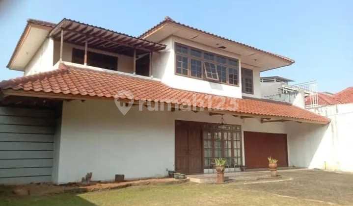 Dijual Rumah Dengan Halaman Belakang Besar Di Pejaten Timur Jakarta Selatan Dijual Rumah Dengan Halaman Belakang Besar Di Pejaten Timur Jakarta Selatan