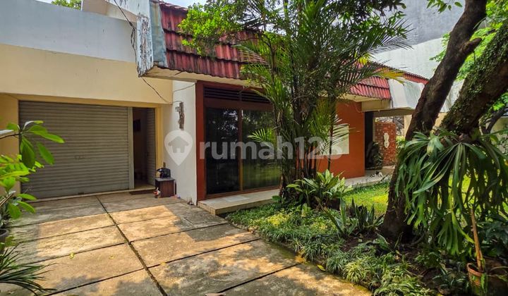 For Sale Rumah Hitung Tanah Depan Taman Exclusive di Panglima Polim Jakarta Selatan For Sale Rumah Hitung Tanah Depan Taman Exclusive di Panglima Polim Jakarta Selatan