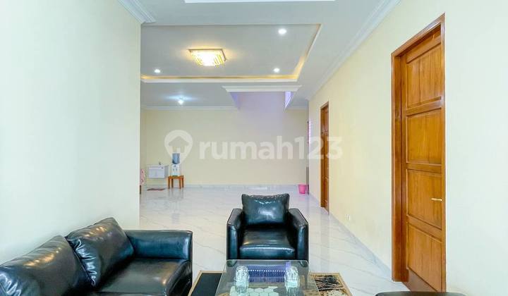 Minimalis mewah‼️Rumah Baru Simpang Darmo Permai Selatan 7