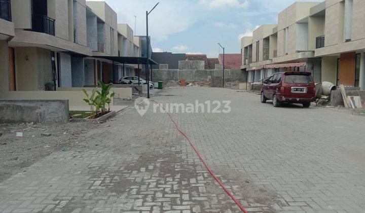 Rumah pasar 2 setia budi tetanggaan sama mak beti mewah SHM Baru 2