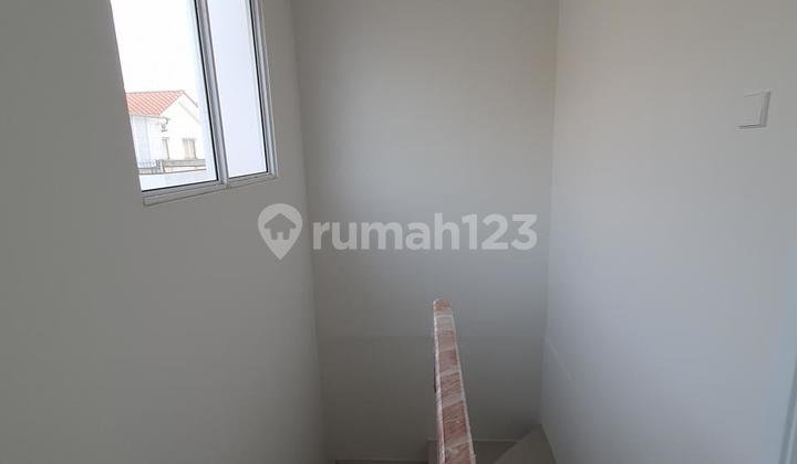 Nice 2-Storey House in Lasaine Cluster, Cakung, East Jakarta 2