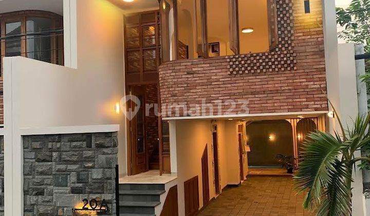 Dijual Rumah 4 Lantai Split Level Desain Natural Tropis di Cipinang Timur, Jakarta Timur - Lokasi Strategis Dijual Rumah 4 Lantai Split Level Desain Natural Tropis di Cipinang Timur, Jakarta Timur - Lokasi Strategis