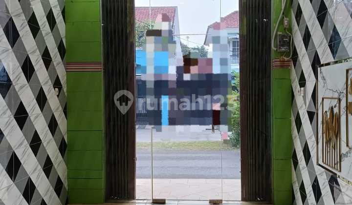 Kios Siap Pakai Berlokasi Strategis di Boulevard Hijau, Harapan Indah, Bekasi