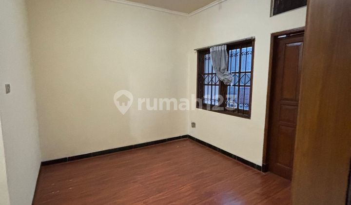 Rumah Bagus Dan Siap Huni di Kavling PTB, Duren Sawit, Jakarta Timur 2